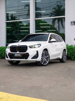 BMW X1 2.0 16V TURBO GASOLINA SDRIVE20I M SPORT STEPTRONIC BMW X1 2.0 16V TURBO GASOLINA SDRIVE20I M SPORT STEPTRONIC